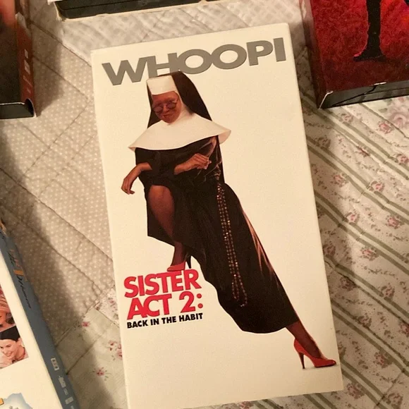 Collection of Classic Movie VHS Tapes - Picture 5 of 6